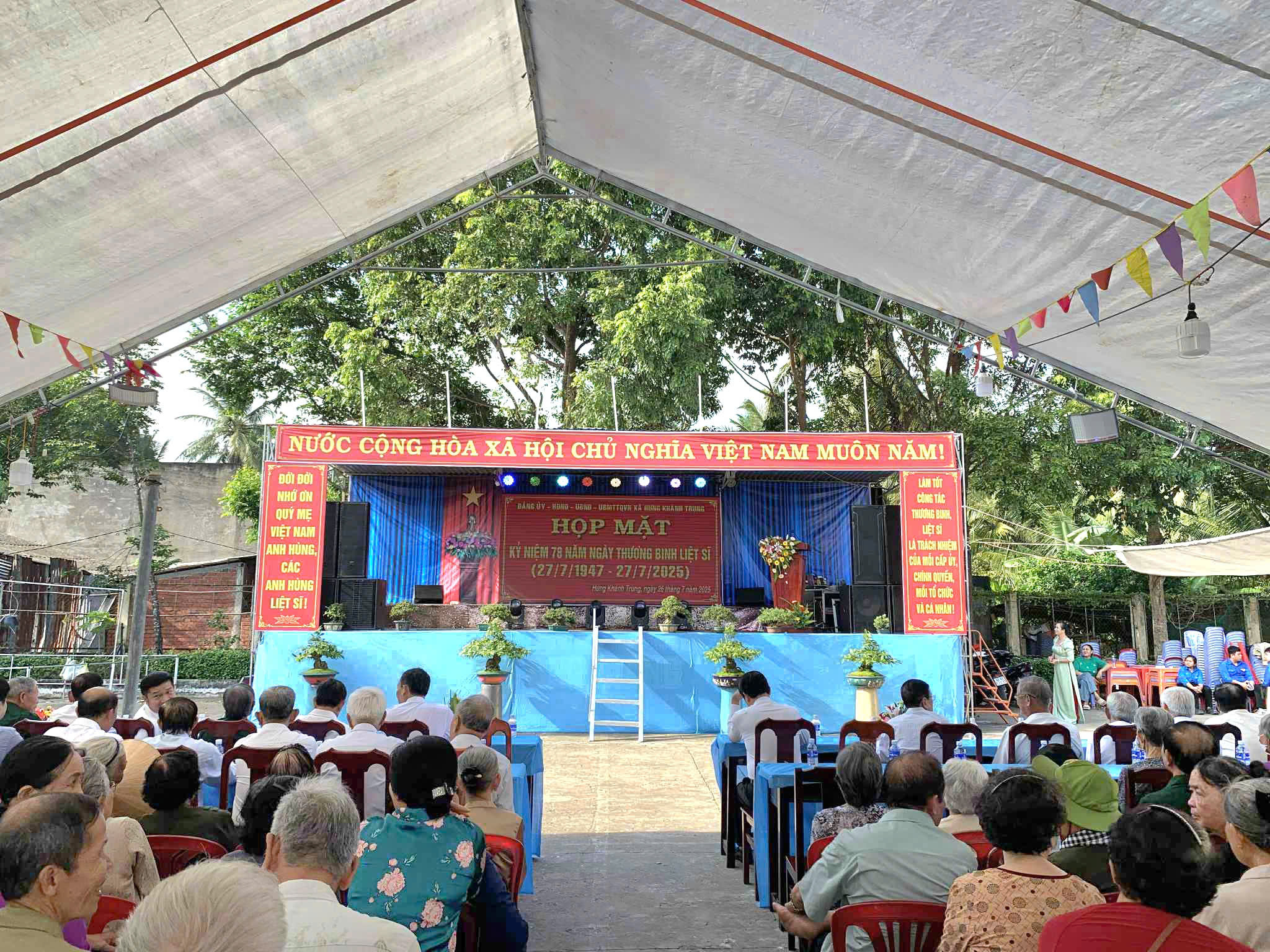 Xã Hưng Khánh Trung, tỉnh Vĩnh Long tổ chức họp mặt kỷ niệm 78 năm ngày thương binh - liệt sĩ (27/7/1947 - 27/7/2025)​.