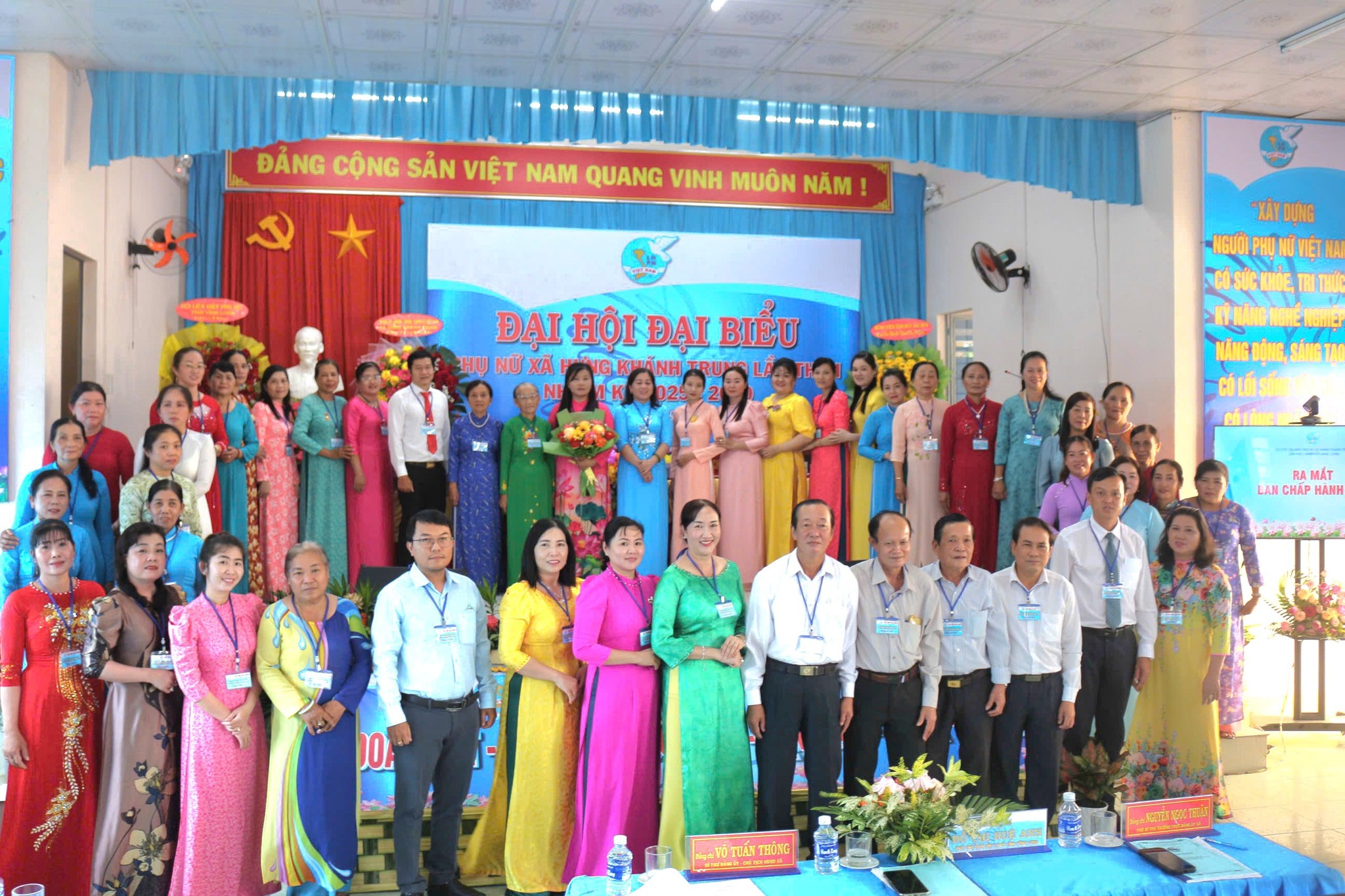 ĐẠI HỘI ĐẠI BIỂU PHỤ NỮ XÃ HƯNG KHÁNH TRUNG LẦN THỨ I, NHIỆM KỲ 2025 - 2030 THÀNH CÔNG TỐT ĐẸP.