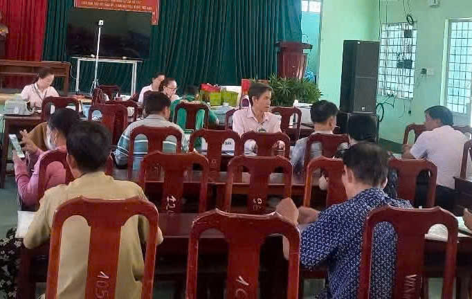 Phòng giao dịch Ngân hàng Chính sách xã hội Mỏ Cày Bắc tỉnh Vĩnh Long cùng cấp Hội Liên hiệp Phụ nữ xã hưởng ứng tháng hành động vì bình đẳng giới và phòng ngừa, ứng phó với bạo lực trên cơ sở giới năm 2025.